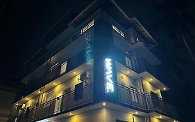 Wave Hotel